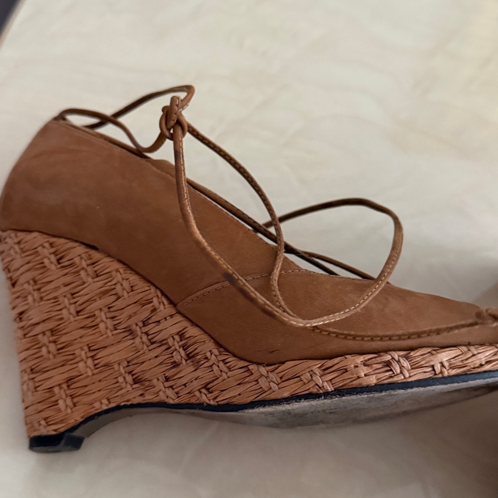 Donald J. Pliner Women's Tan Lace-Up Wedges